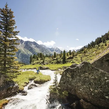 Stern Lägenhet Neustift im Stubaital